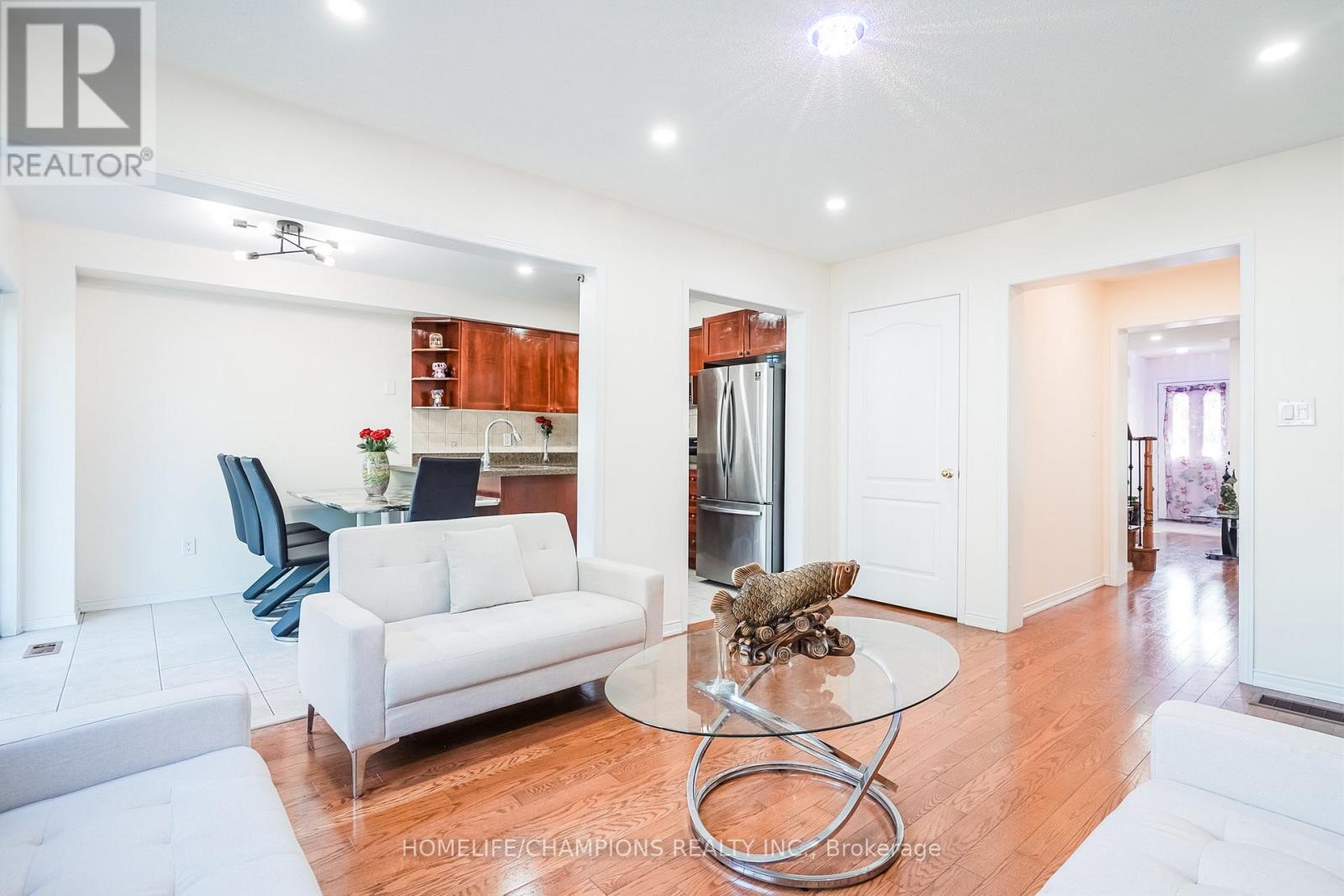 86 Carpendale Crescent E, Ajax, Ontario  L1Z 2B3 - Photo 7 - E12529874