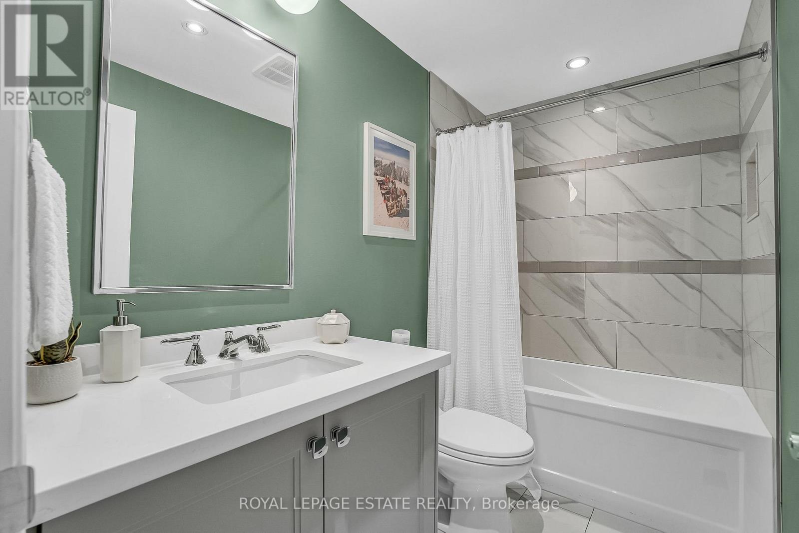 180 Withrow Avenue, Toronto, Ontario  M4K 1E1 - Photo 34 - E12529916