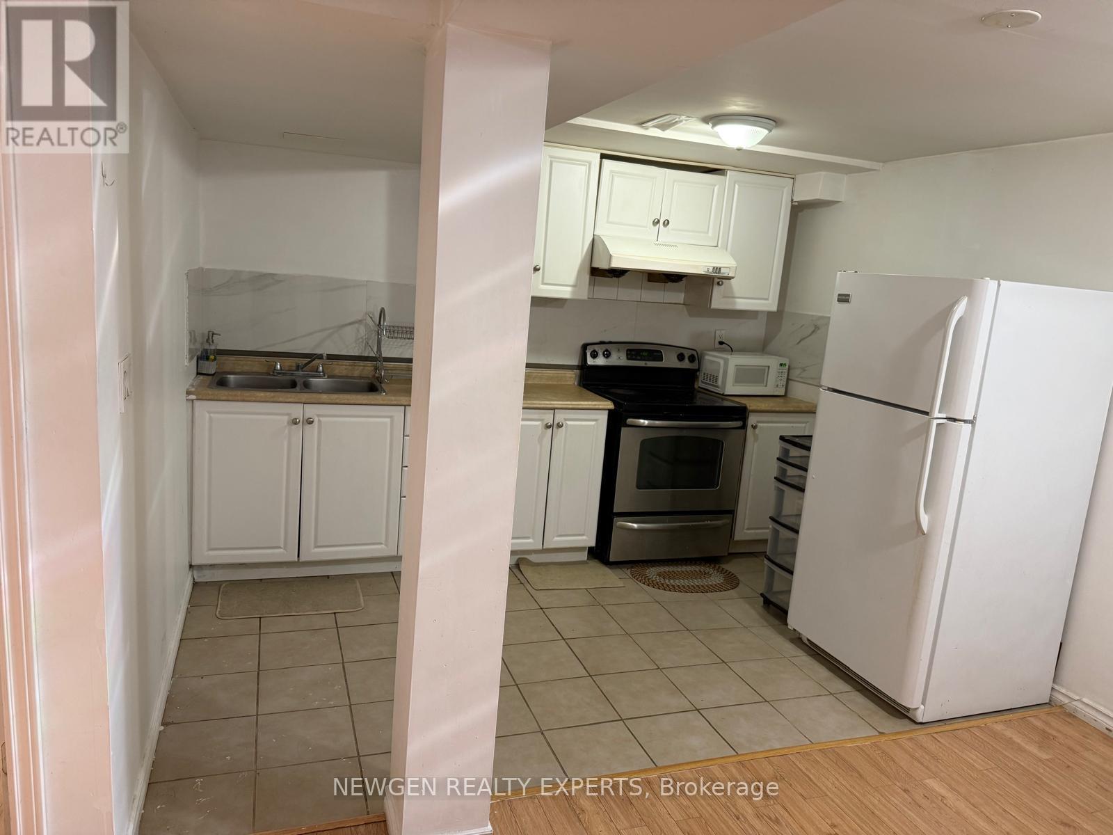 Basement - 3 Lowcrest Boulevard, Toronto, Ontario  M1T 1K4 - Photo 2 - E12529962