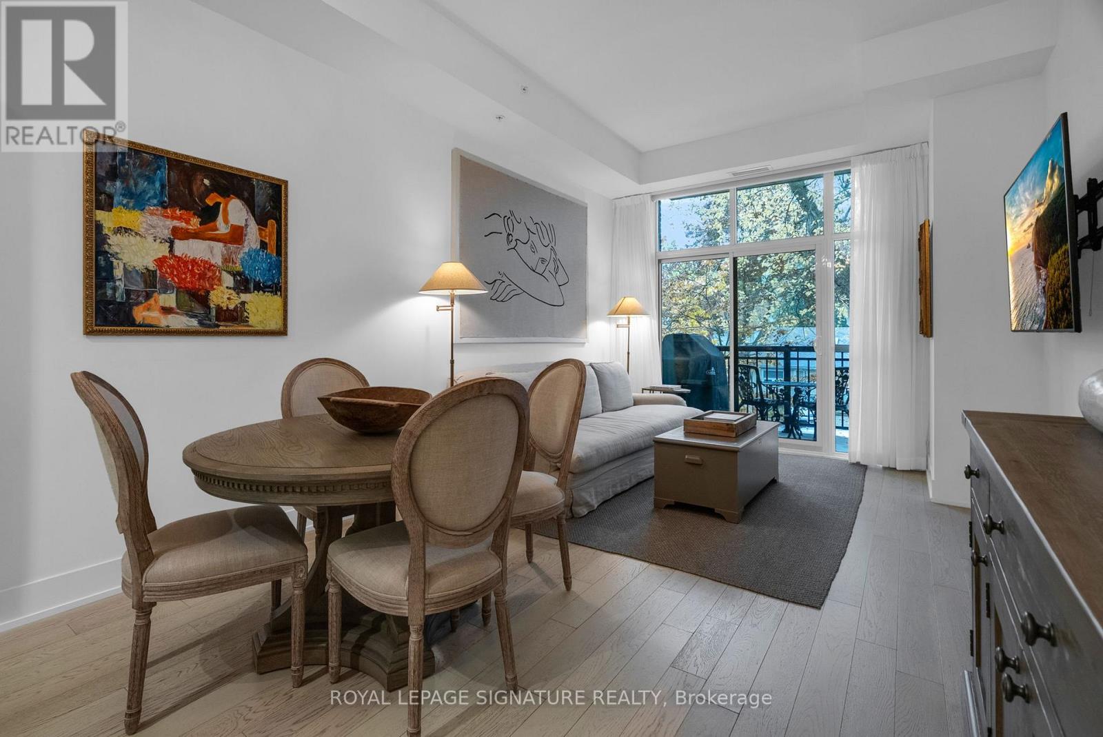 206 - 66 KIPPENDAVIE AVENUE, Toronto, Ontario