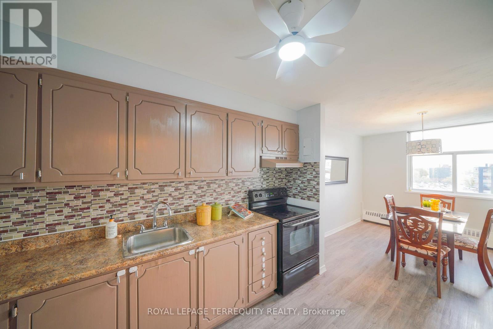 807 - 2245 Eglinton Avenue E, Toronto, Ontario  M1K 2N3 - Photo 18 - E12530012