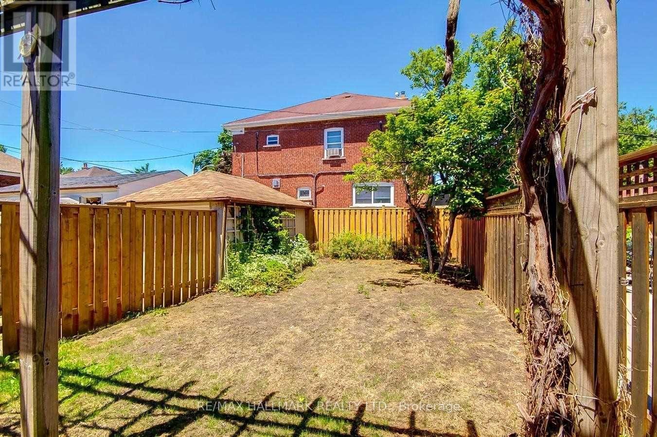 330 Sammon Avenue, Toronto, Ontario  M4J 2A3 - Photo 30 - E12530072