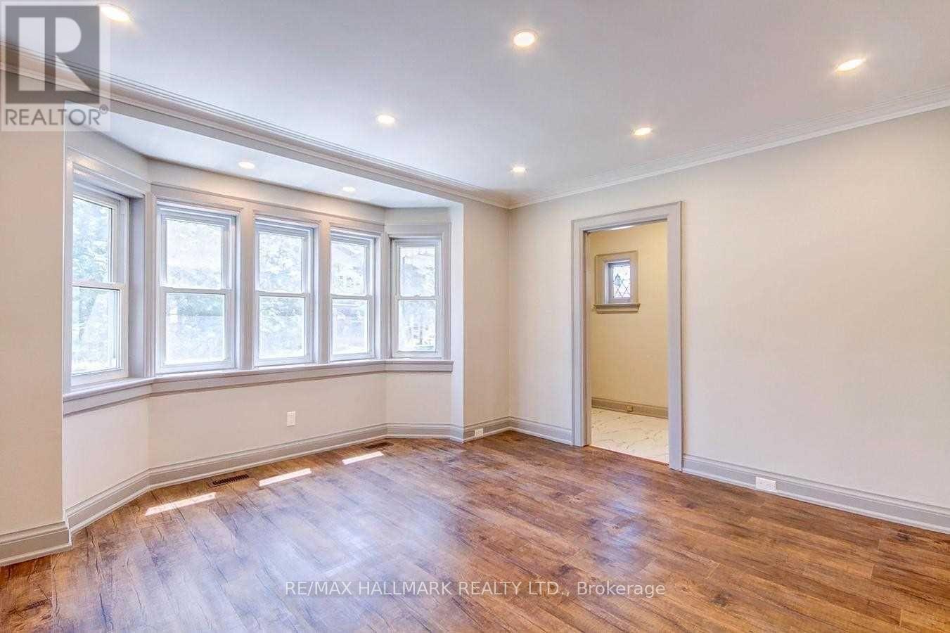 330 Sammon Avenue, Toronto, Ontario  M4J 2A3 - Photo 4 - E12530072