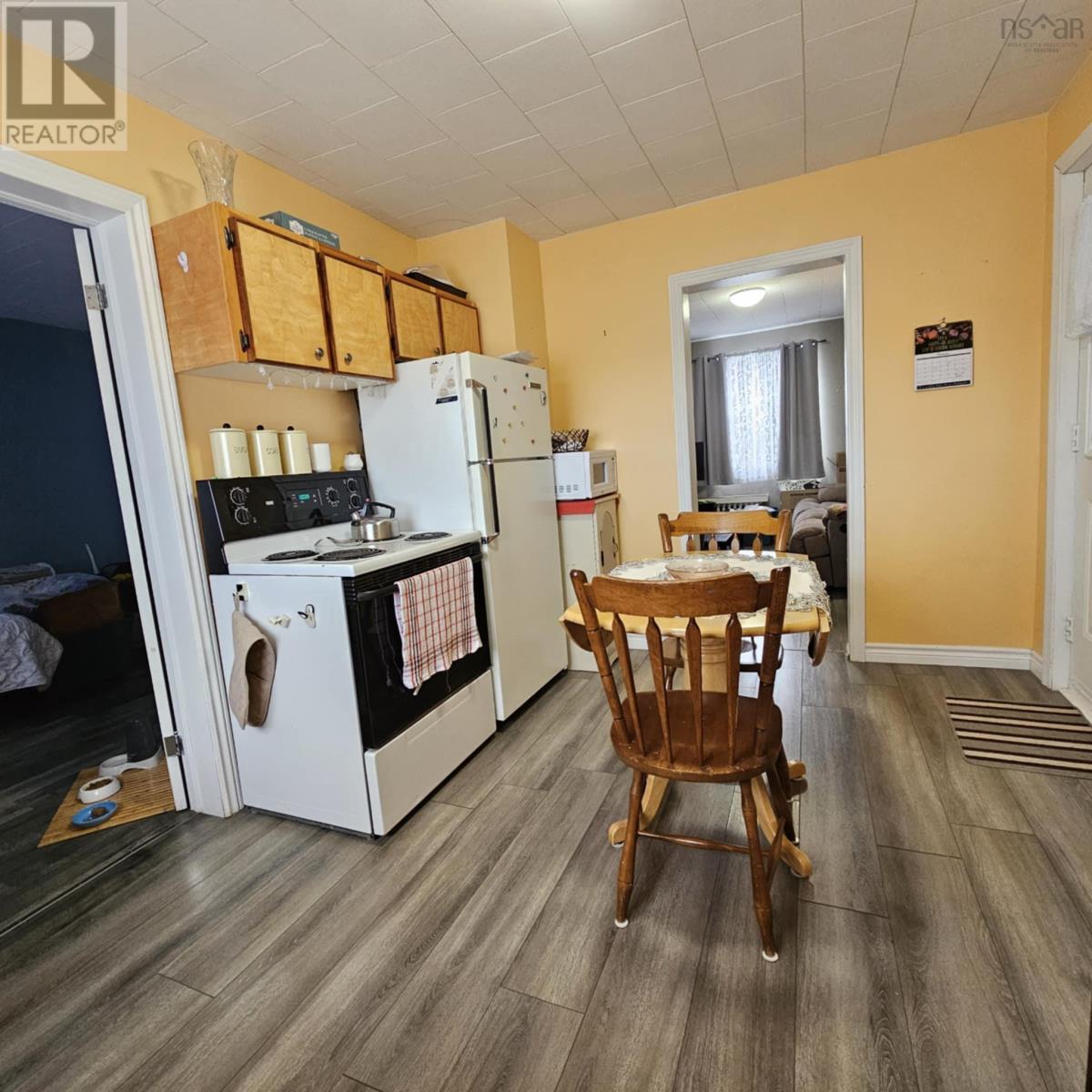 29 Wesley Street, Whitney Pier, Nova Scotia  B1N 2M5 - Photo 14 - 202527665