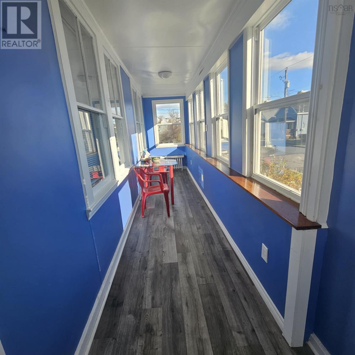 29 Wesley Street, Whitney Pier, Nova Scotia  B1N 2M5 - Photo 3 - 202527665