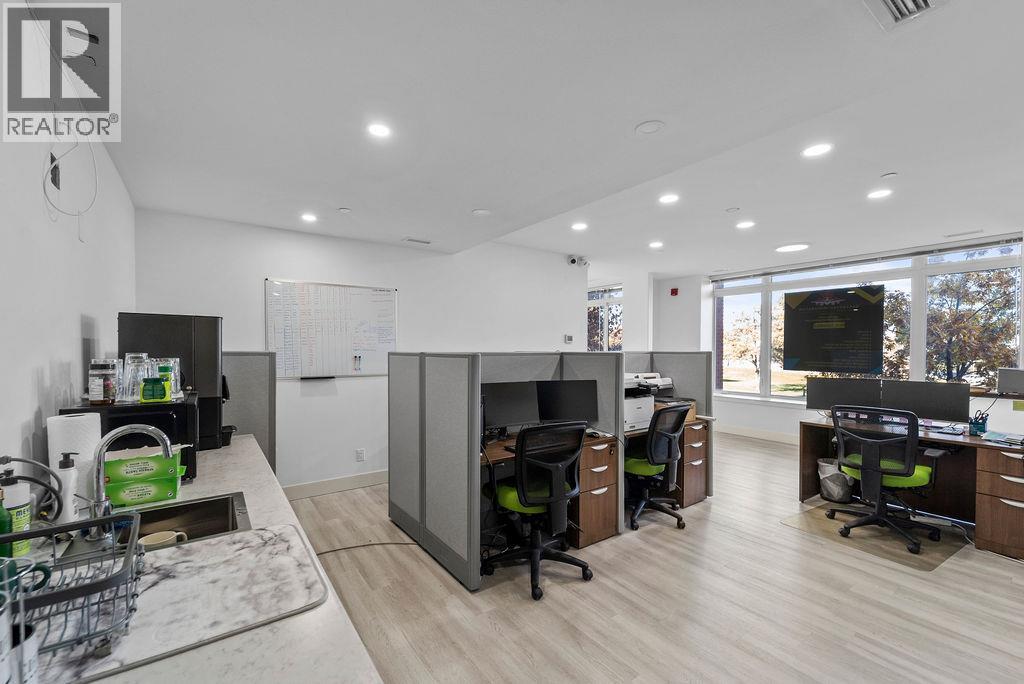 765 Mcgill Road Unit# 102, Kamloops, British Columbia  V2C 0B7 - Photo 4 - 10368889