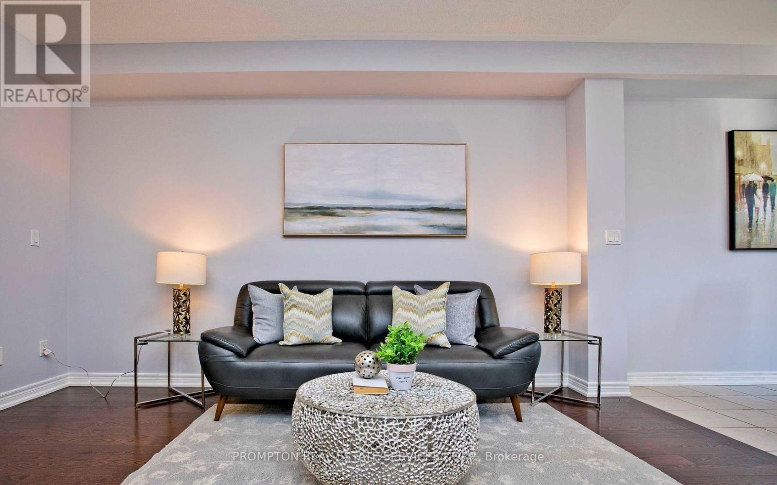 47 Radial Drive, Aurora, Ontario  L4G 0Z8 - Photo 11 - N12529824