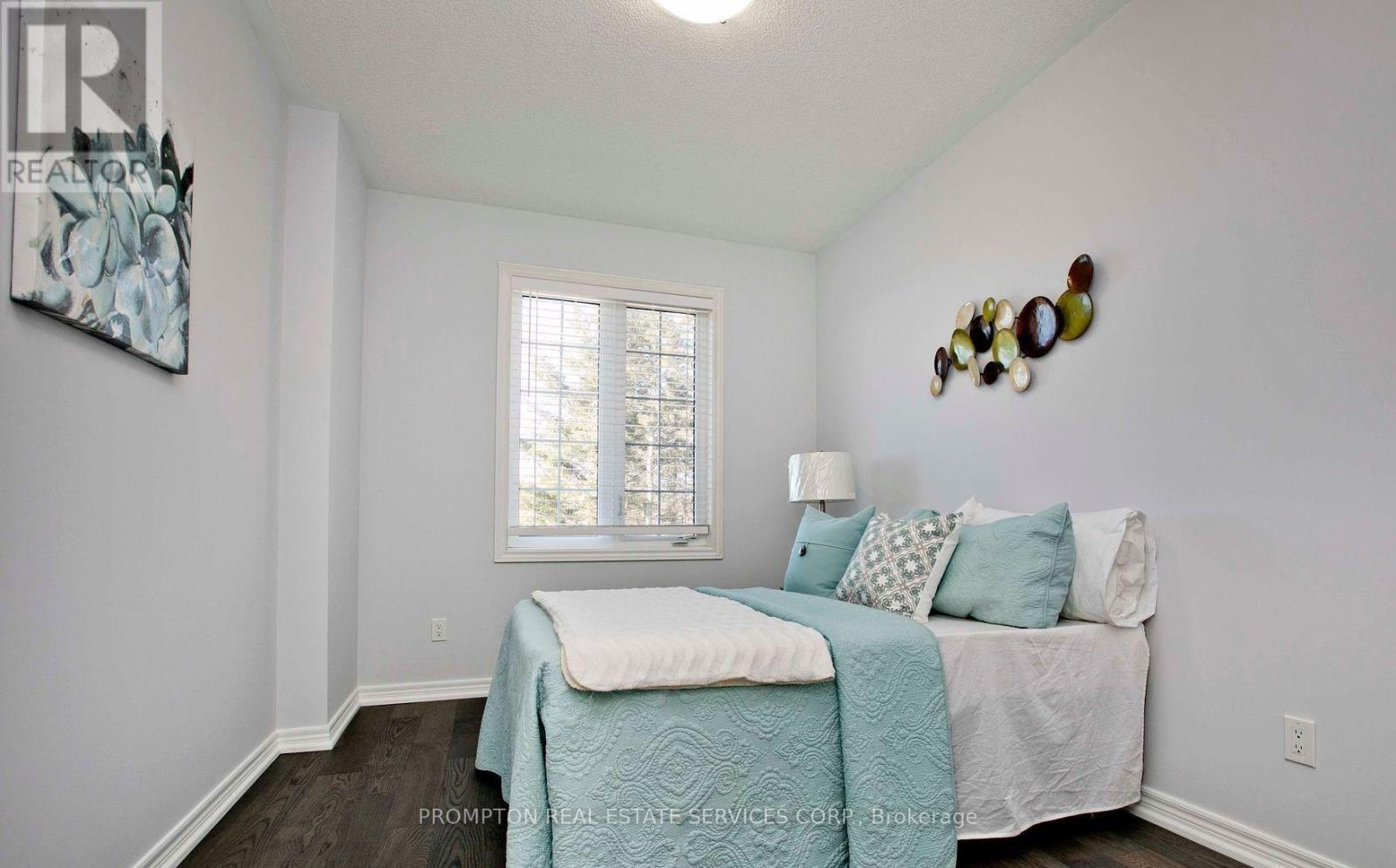 47 Radial Drive, Aurora, Ontario  L4G 0Z8 - Photo 17 - N12529824