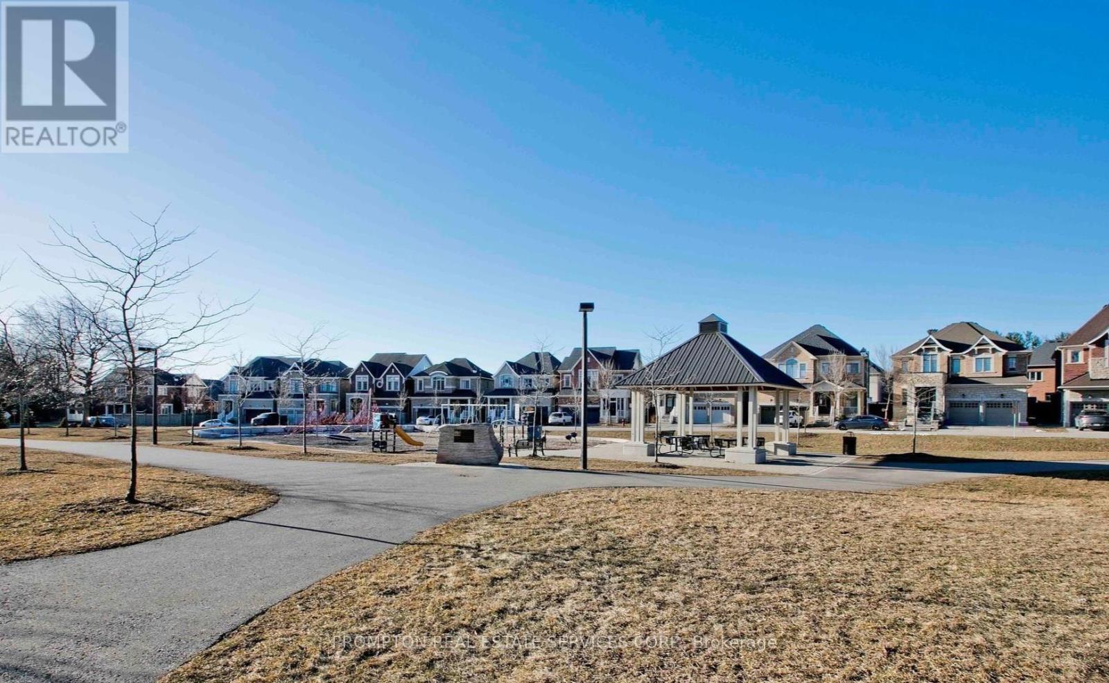 47 Radial Drive, Aurora, Ontario  L4G 0Z8 - Photo 27 - N12529824