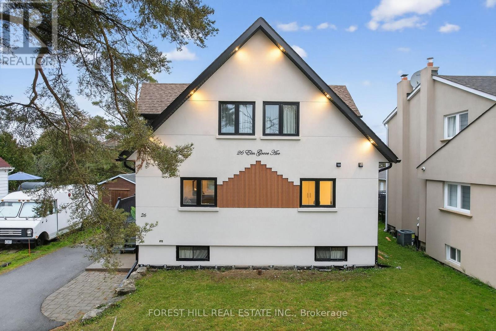 26 Elm Grove Avenue, Richmond Hill, Ontario  L4E 2T1 - Photo 2 - N12529852