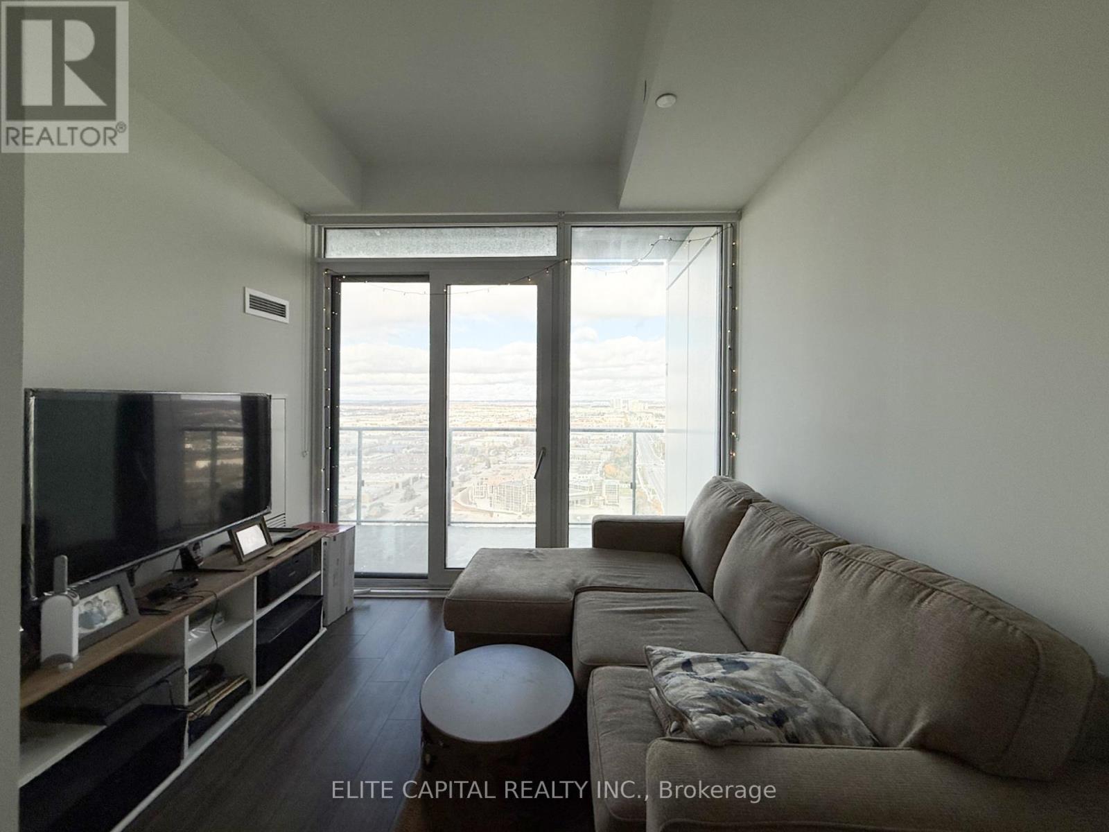 3007 - 7890 Jane Street, Vaughan, Ontario  L4K 0K9 - Photo 2 - N12529938