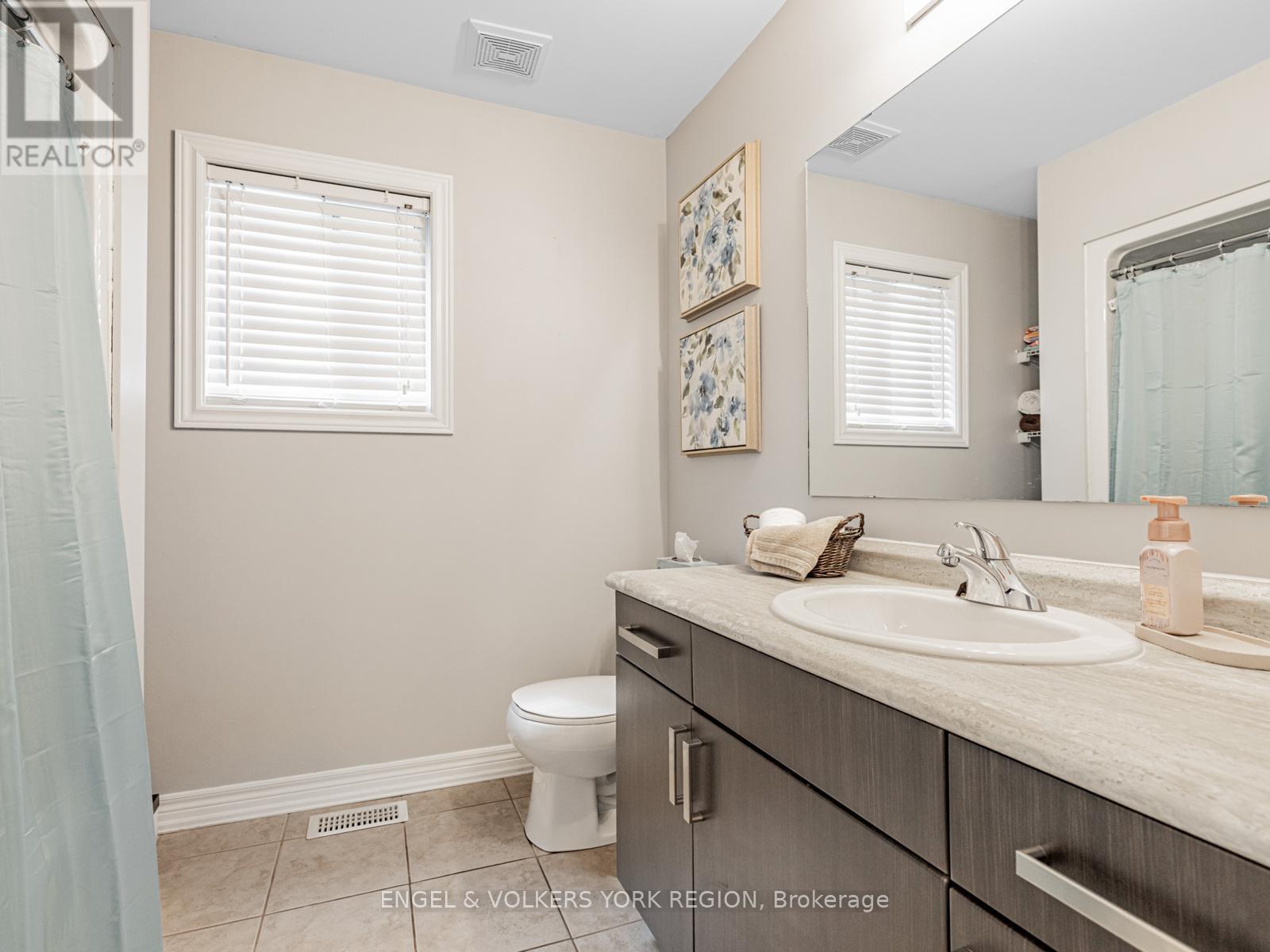 176 Banting Crescent, Essa, Ontario  L3W 0P3 - Photo 26 - N12529940