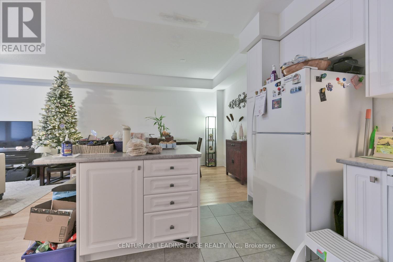 231 Vivant Street, Newmarket, Ontario  L3X 0K7 - Photo 16 - N12530034