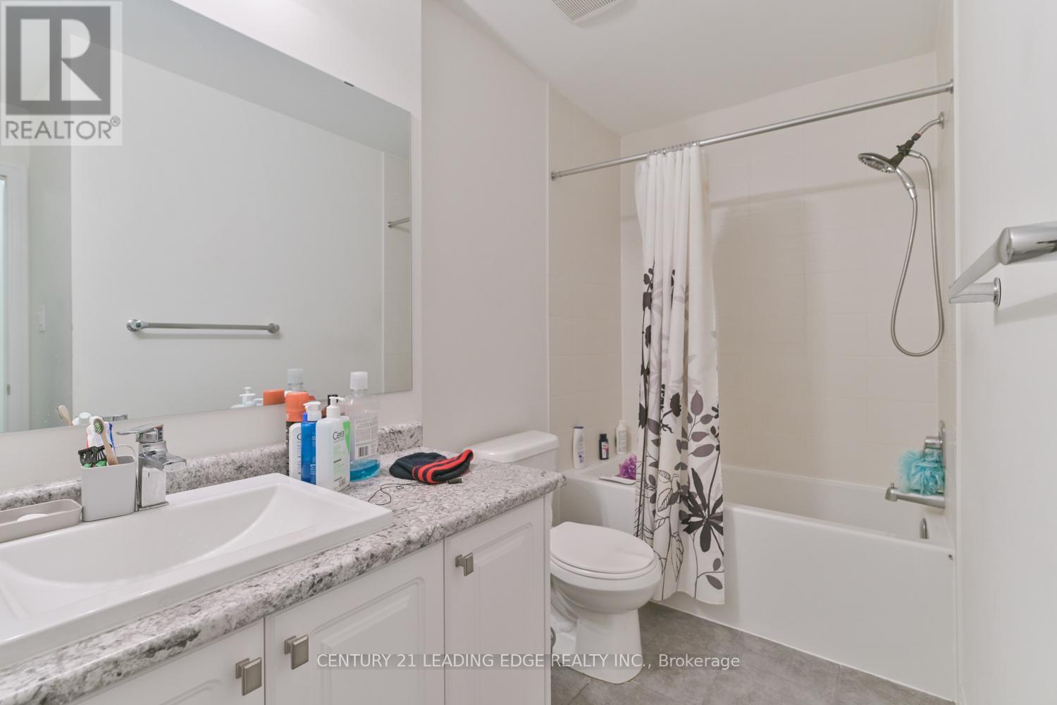 231 Vivant Street, Newmarket, Ontario  L3X 0K7 - Photo 25 - N12530034