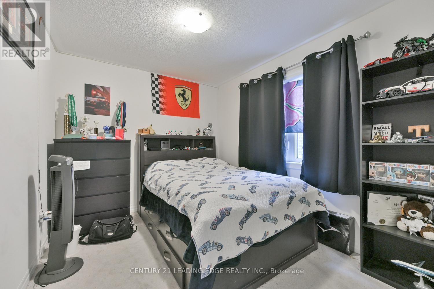 231 Vivant Street, Newmarket, Ontario  L3X 0K7 - Photo 26 - N12530034