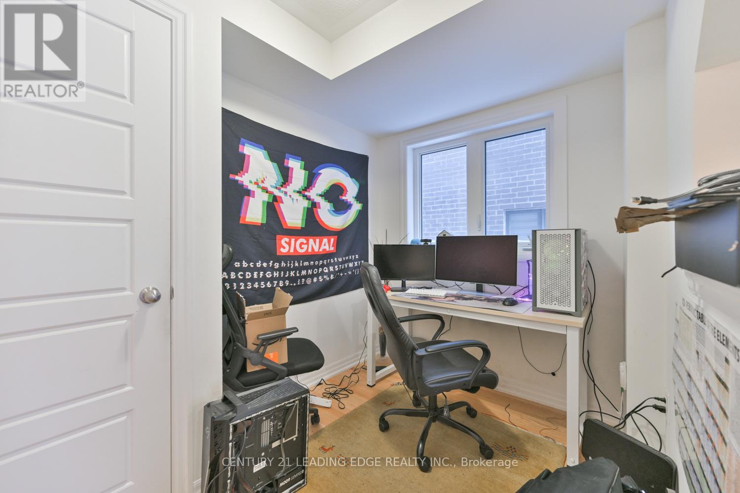 231 Vivant Street, Newmarket, Ontario  L3X 0K7 - Photo 6 - N12530034