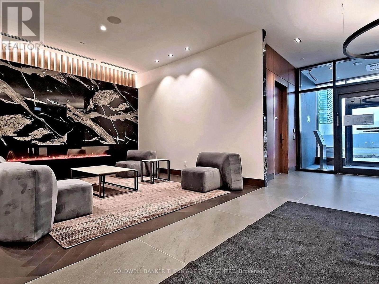 803 - 7895 Jane Street S, Vaughan, Ontario  L4K 0J2 - Photo 3 - N12530048