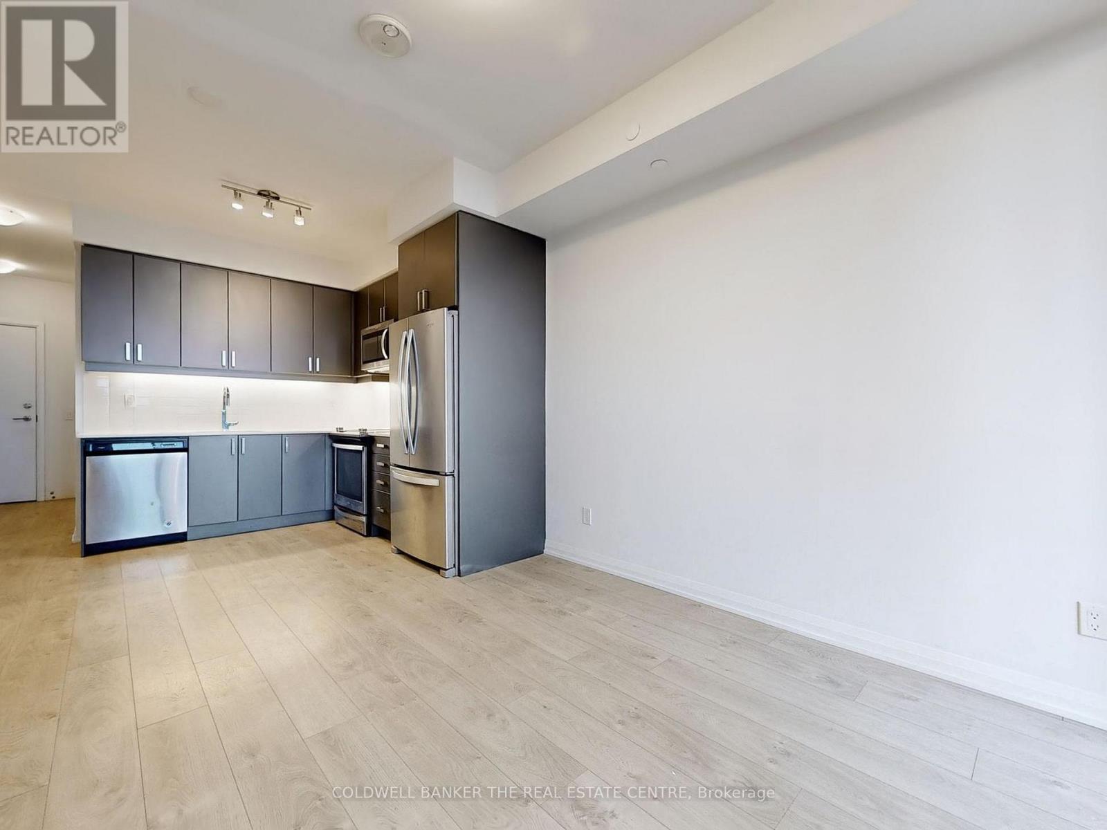 803 - 7895 Jane Street S, Vaughan, Ontario  L4K 0J2 - Photo 6 - N12530048