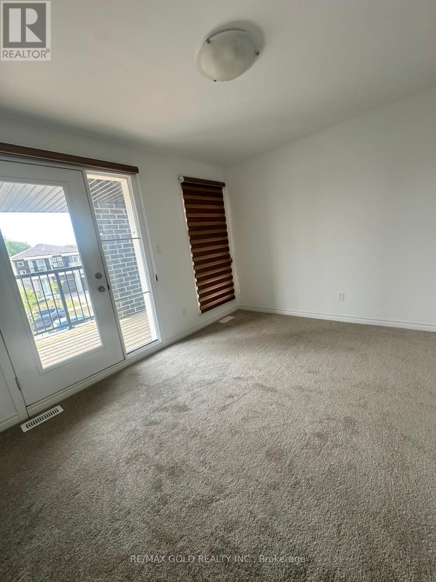 222 Pilkington Street, Thorold, Ontario L2V 1K5 - Photo 23 - X12459037