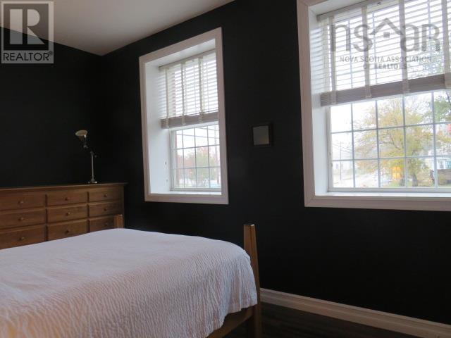 207 215 King Street, Bridgewater, Nova Scotia  B4V 1A6 - Photo 16 - 202527637