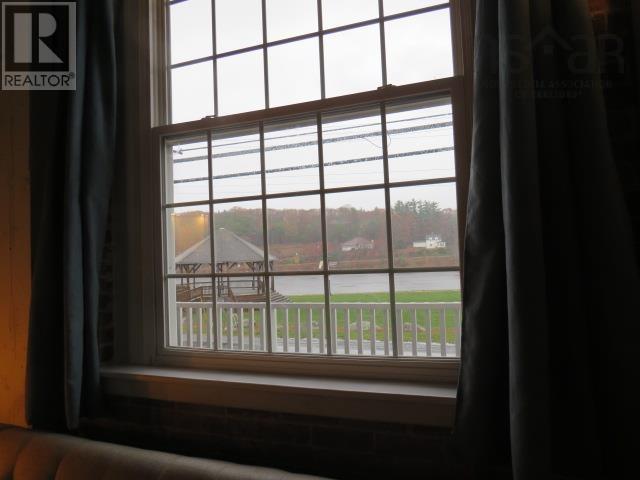 207 215 King Street, Bridgewater, Nova Scotia  B4V 1A6 - Photo 11 - 202527637