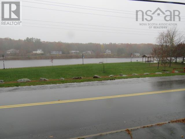 207 215 King Street, Bridgewater, Nova Scotia  B4V 1A6 - Photo 30 - 202527637