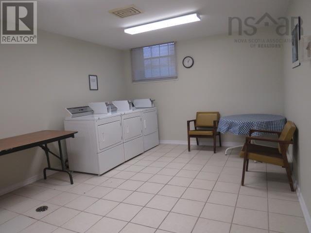207 215 King Street, Bridgewater, Nova Scotia  B4V 1A6 - Photo 41 - 202527637