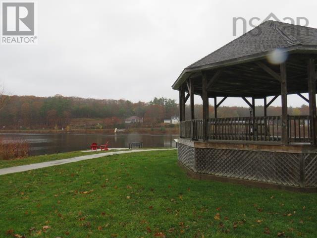 207 215 King Street, Bridgewater, Nova Scotia  B4V 1A6 - Photo 31 - 202527637