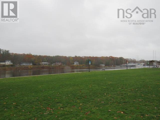 207 215 King Street, Bridgewater, Nova Scotia  B4V 1A6 - Photo 28 - 202527637