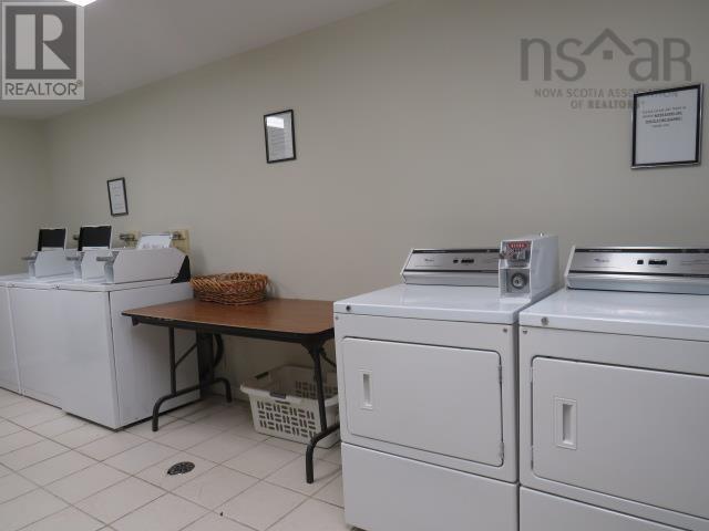 207 215 King Street, Bridgewater, Nova Scotia  B4V 1A6 - Photo 40 - 202527637