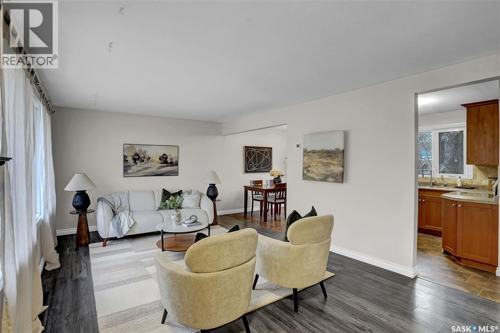 185 2nd Avenue, Lumsden, Saskatchewan  S0G 3C0 - Photo 4 - SK023771