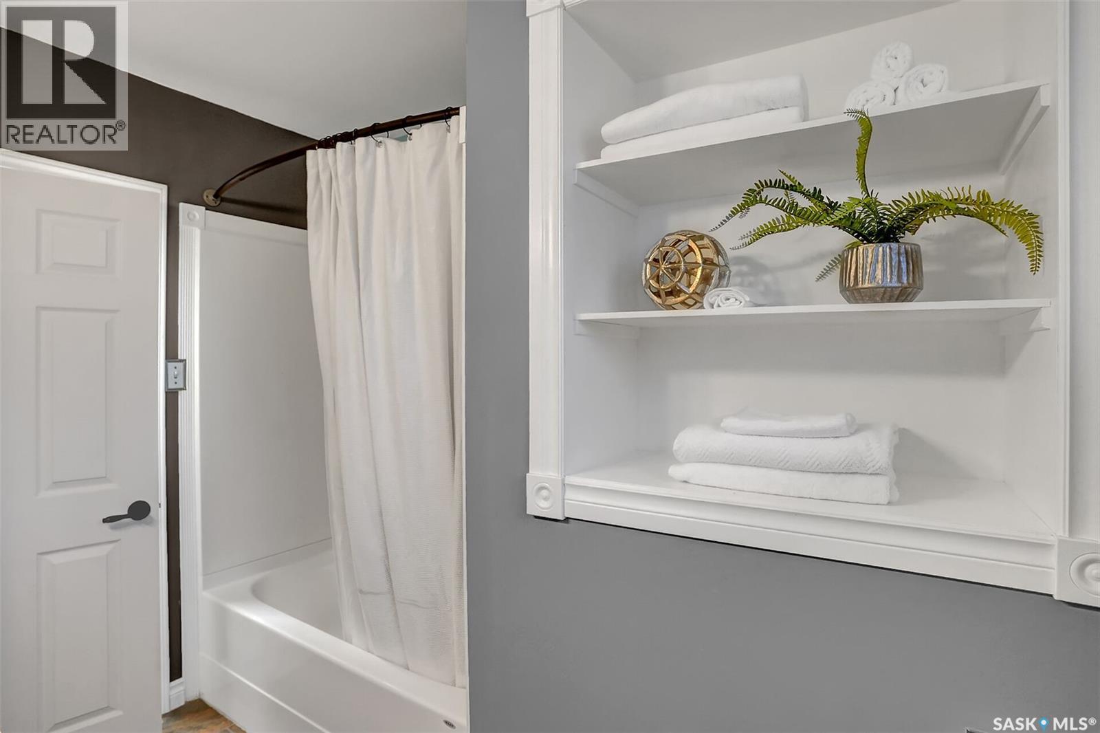 185 2nd Avenue, Lumsden, Saskatchewan  S0G 3C0 - Photo 25 - SK023771