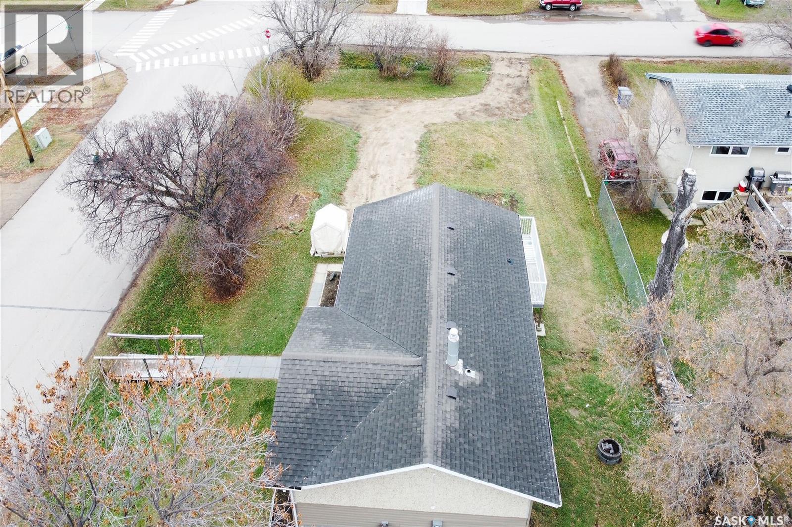 185 2nd Avenue, Lumsden, Saskatchewan  S0G 3C0 - Photo 49 - SK023771