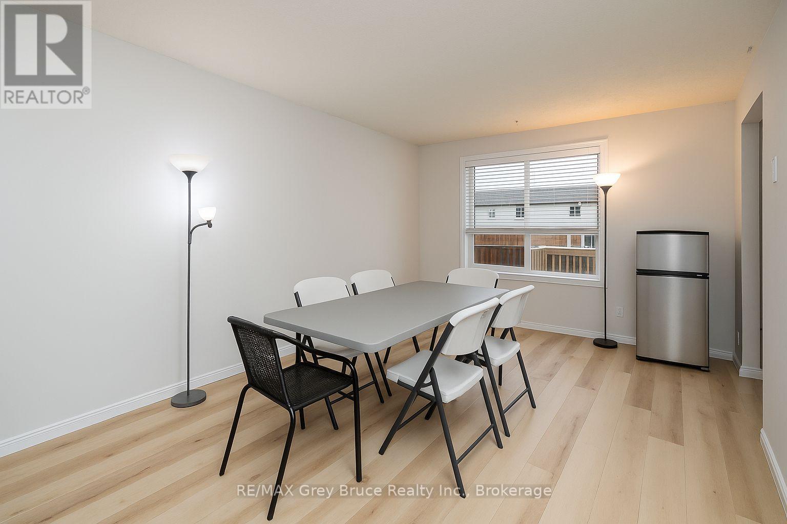 554 12th Street W, Owen Sound, Ontario N4K 3V9 - Photo 13 - X12530136