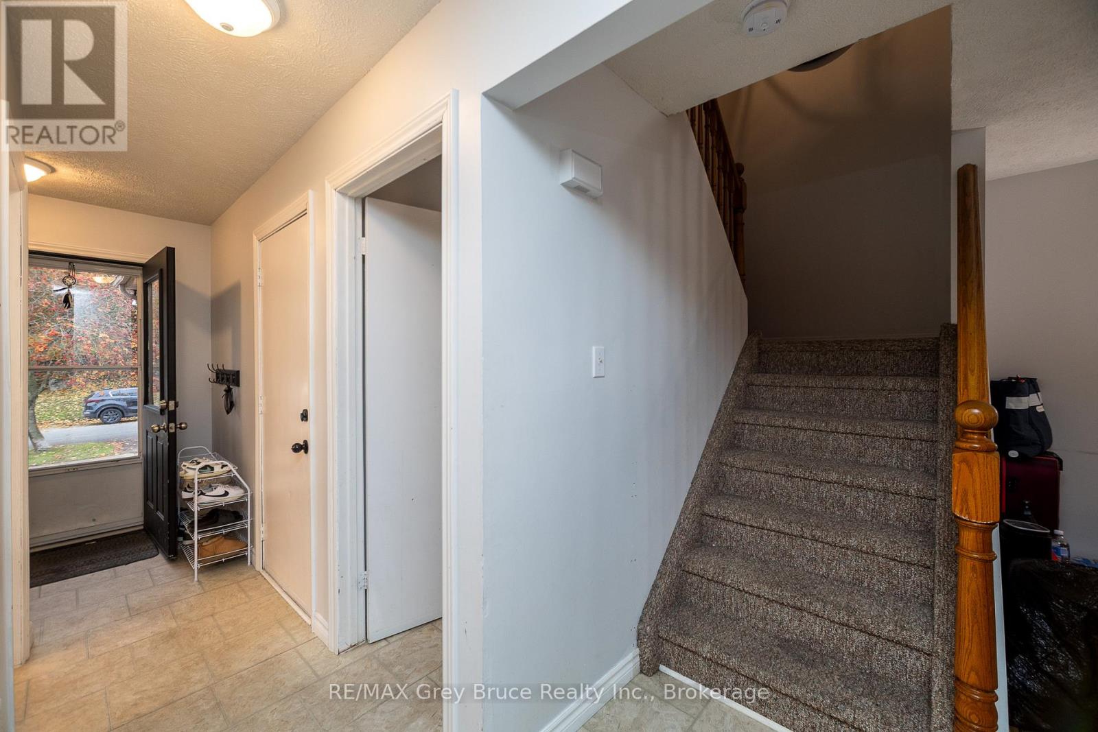 554 12th Street W, Owen Sound, Ontario N4K 3V9 - Photo 4 - X12530136