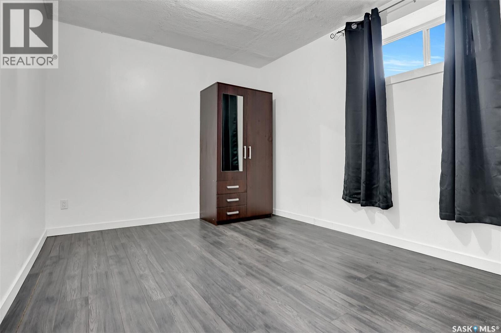 185 2nd Avenue, Lumsden, Saskatchewan  S0G 3C0 - Photo 36 - SK023771