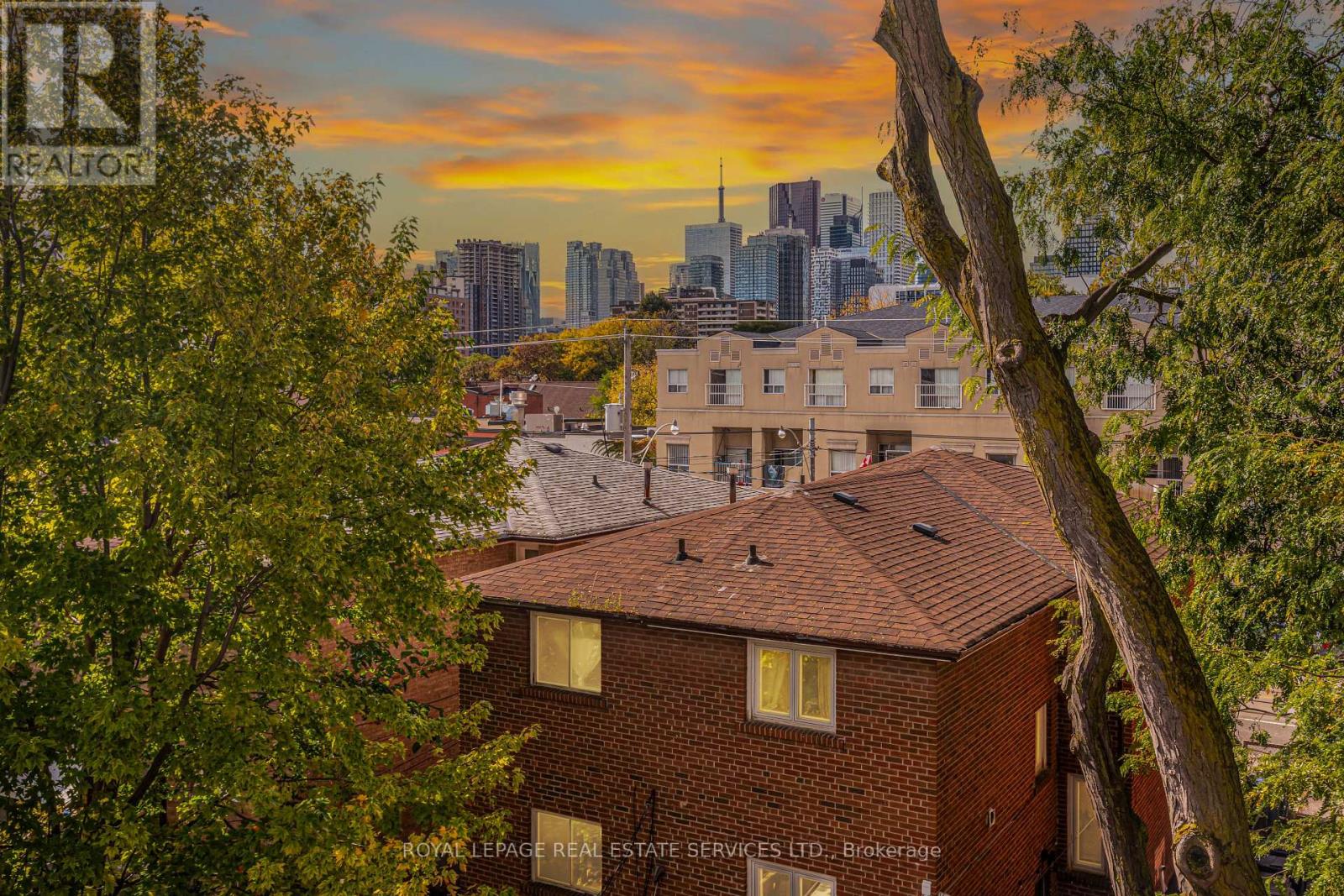 64 ARNOLD AVENUE, Toronto, Ontario