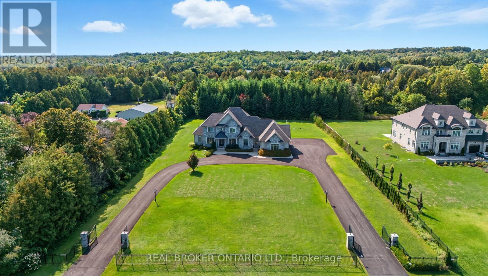 3240 Salem Road, Pickering, Ontario  L1X 0J7 - Photo 2 - E12393410