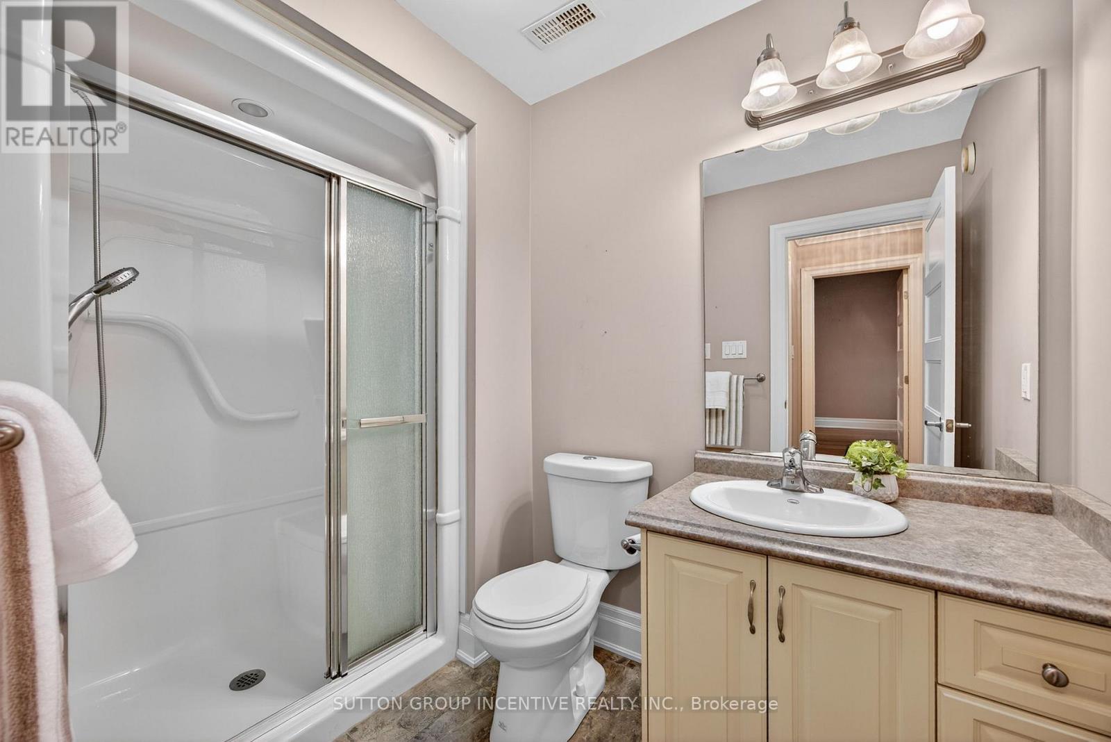 53 Clover Crescent, Wasaga Beach, Ontario  L9Z 0A4 - Photo 27 - S12529910