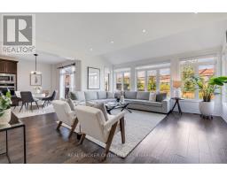 4 MUGFORD CRESCENT, Brampton, Ontario