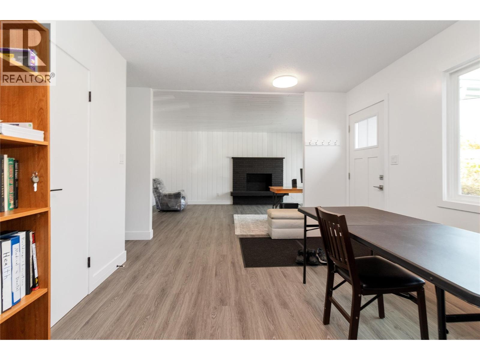 1352 Alder Court, Kelowna, British Columbia  V1Y 3P9 - Photo 6 - 10366891