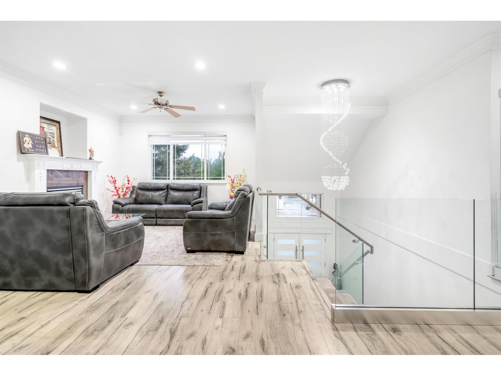 15089 66a Avenue, Surrey, British Columbia  V3S 2A4 - Photo 5 - R3061422