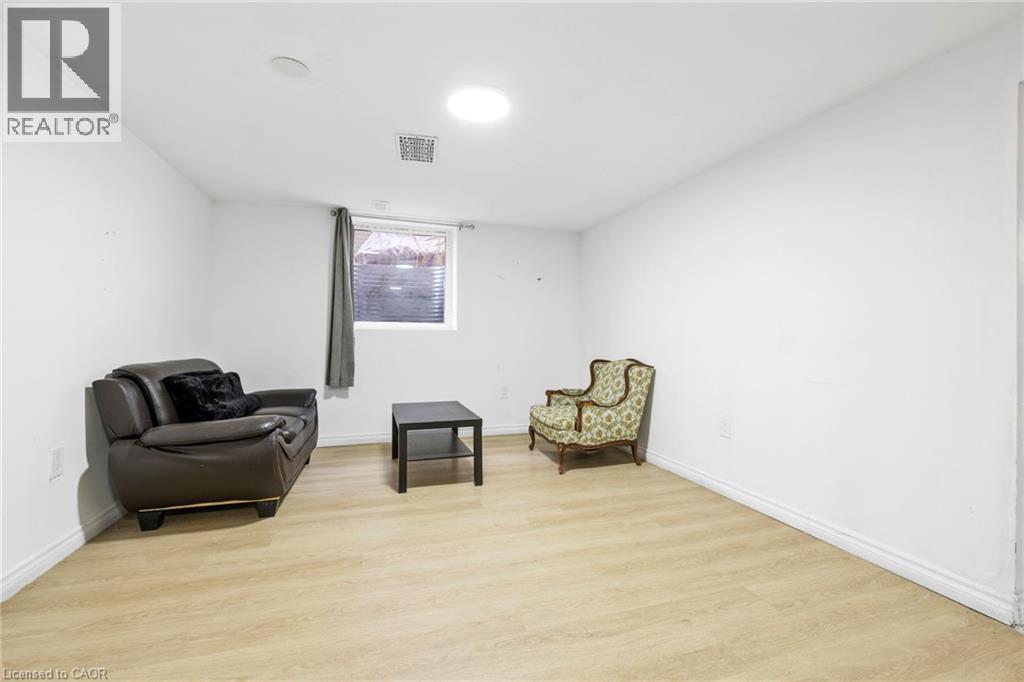 19 Winthrop Place, Stoney Creek, Ontario  L8G 3M3 - Photo 36 - 40787042