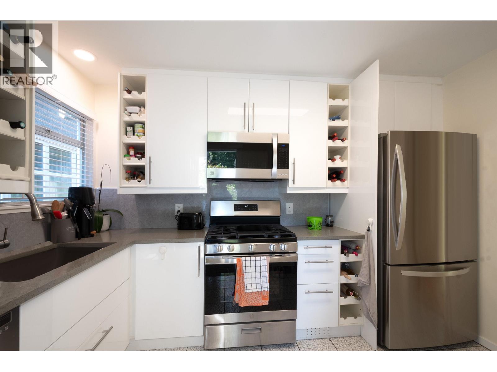 3652 Point Grey Road, Vancouver, British Columbia  V6R 1A9 - Photo 7 - R3007405