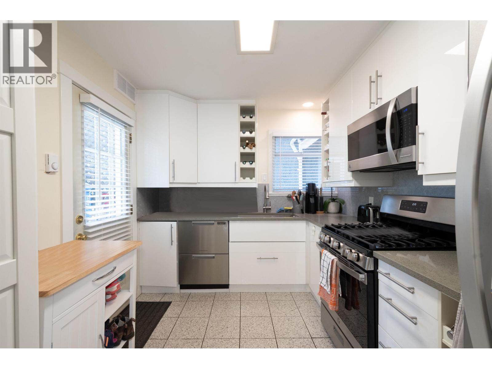 3652 Point Grey Road, Vancouver, British Columbia  V6R 1A9 - Photo 6 - R3007405