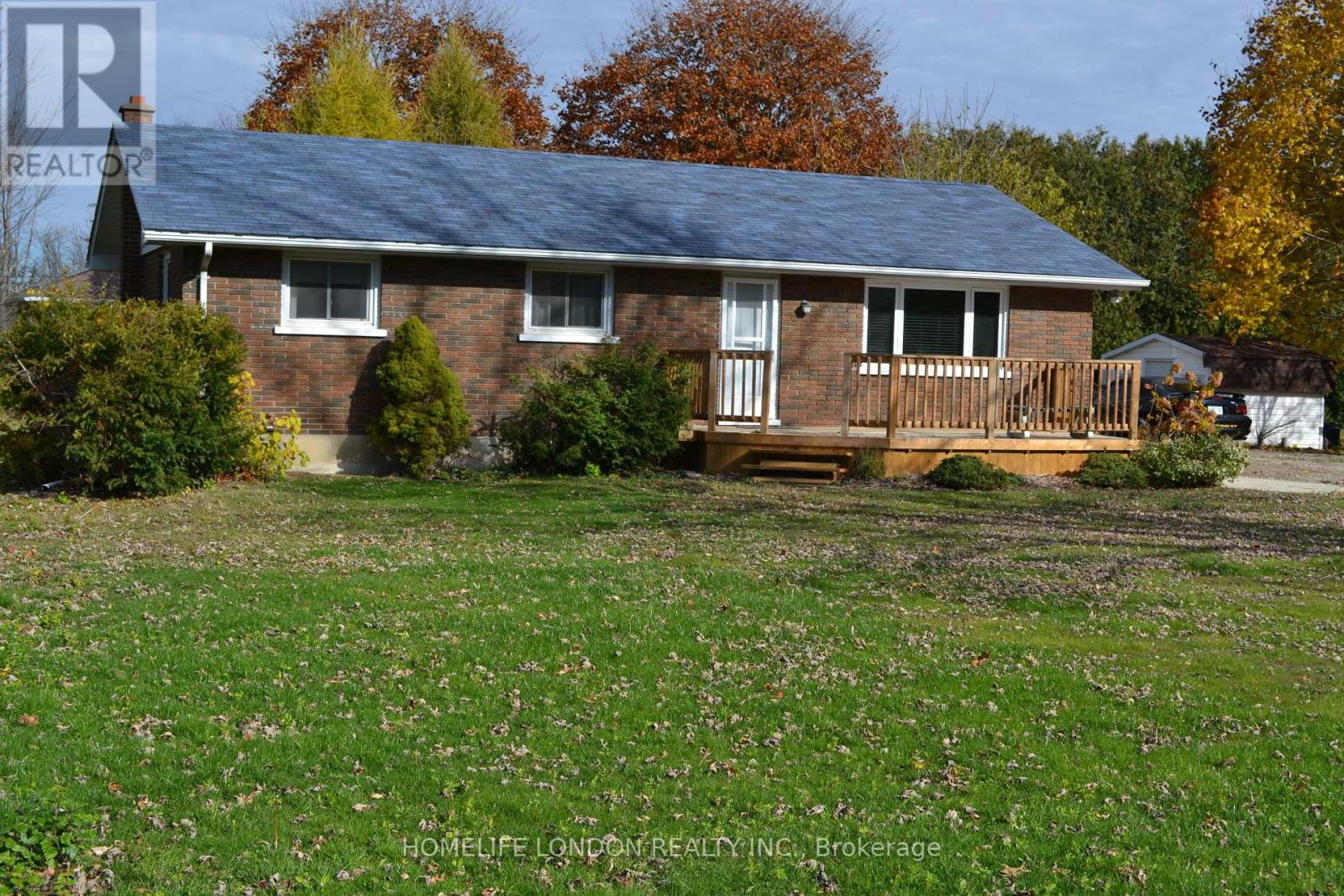 10420 Talbotville Gore Road S, Southwold, Ontario  N5P 3T2 - Photo 1 - X12530172