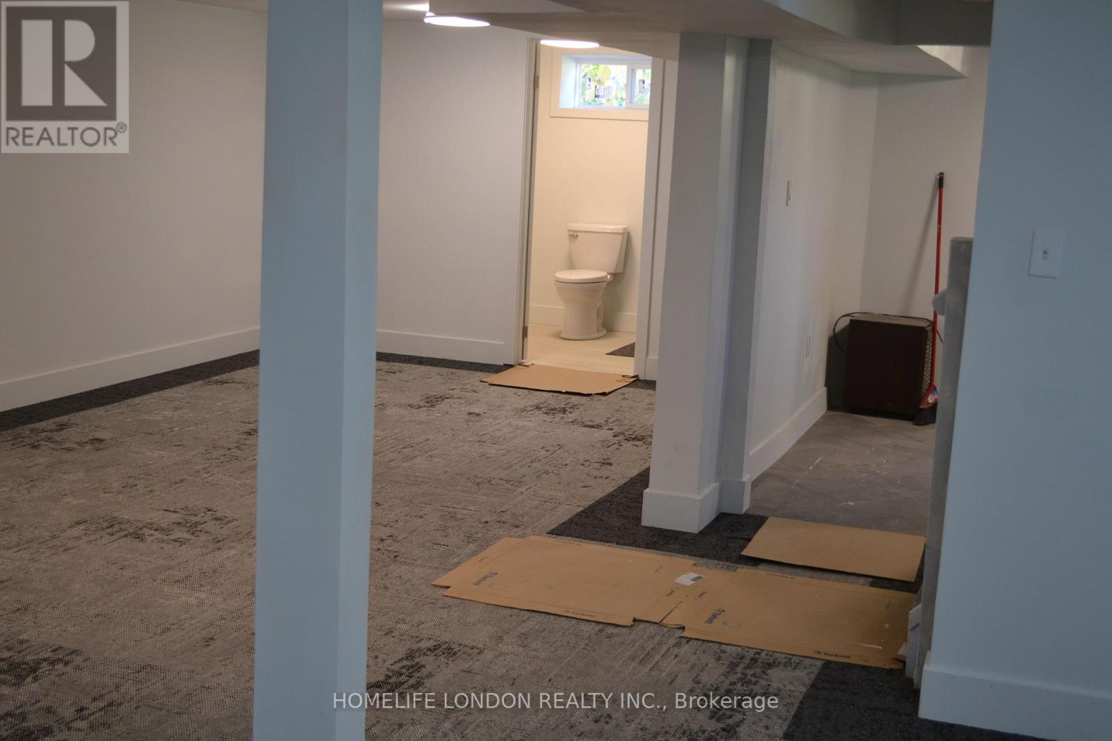 10420 Talbotville Gore Road S, Southwold, Ontario  N5P 3T2 - Photo 34 - X12530172