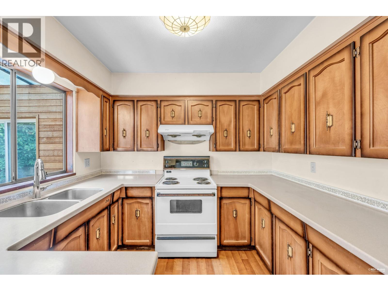 8880 Carmichael Street, Richmond, British Columbia  V6Y 2W4 - Photo 12 - R3058359