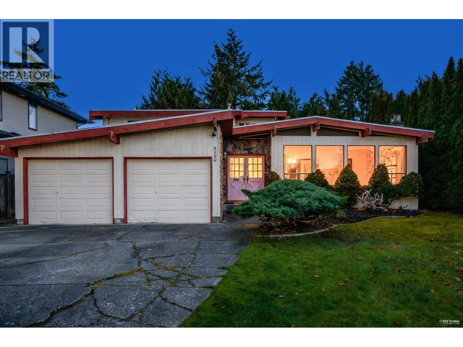 8880 Carmichael Street, Richmond, British Columbia  V6Y 2W4 - Photo 2 - R3058359