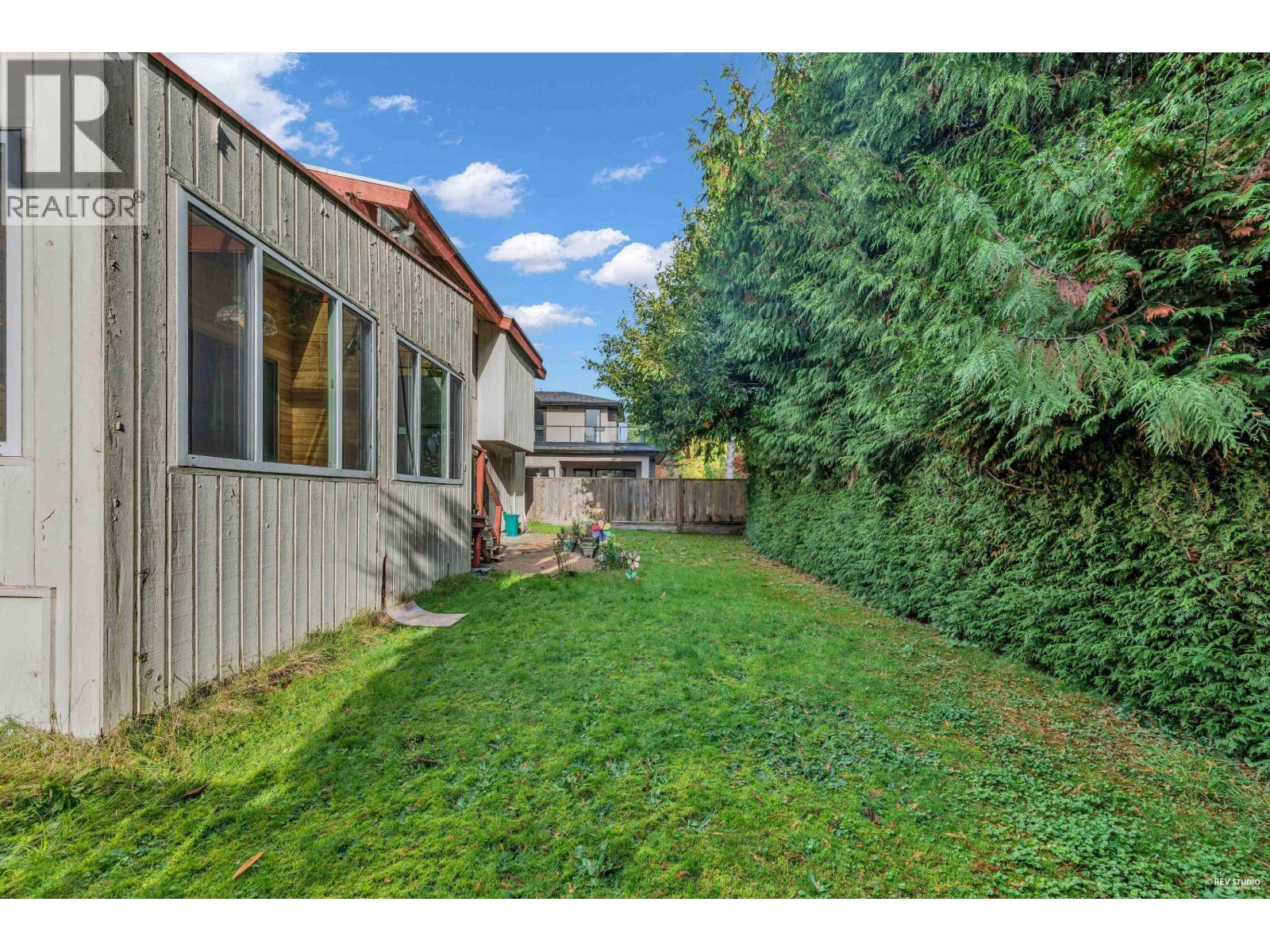 8880 Carmichael Street, Richmond, British Columbia  V6Y 2W4 - Photo 35 - R3058359